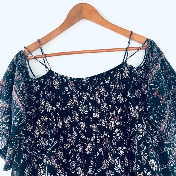 UO Ecote Boho Off-the-Shoulder T-Shirt Floral Med - Picture 3 of 11
